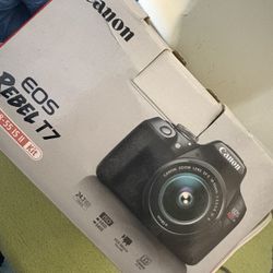 Canon ESOS Rebel T7 Camera 
