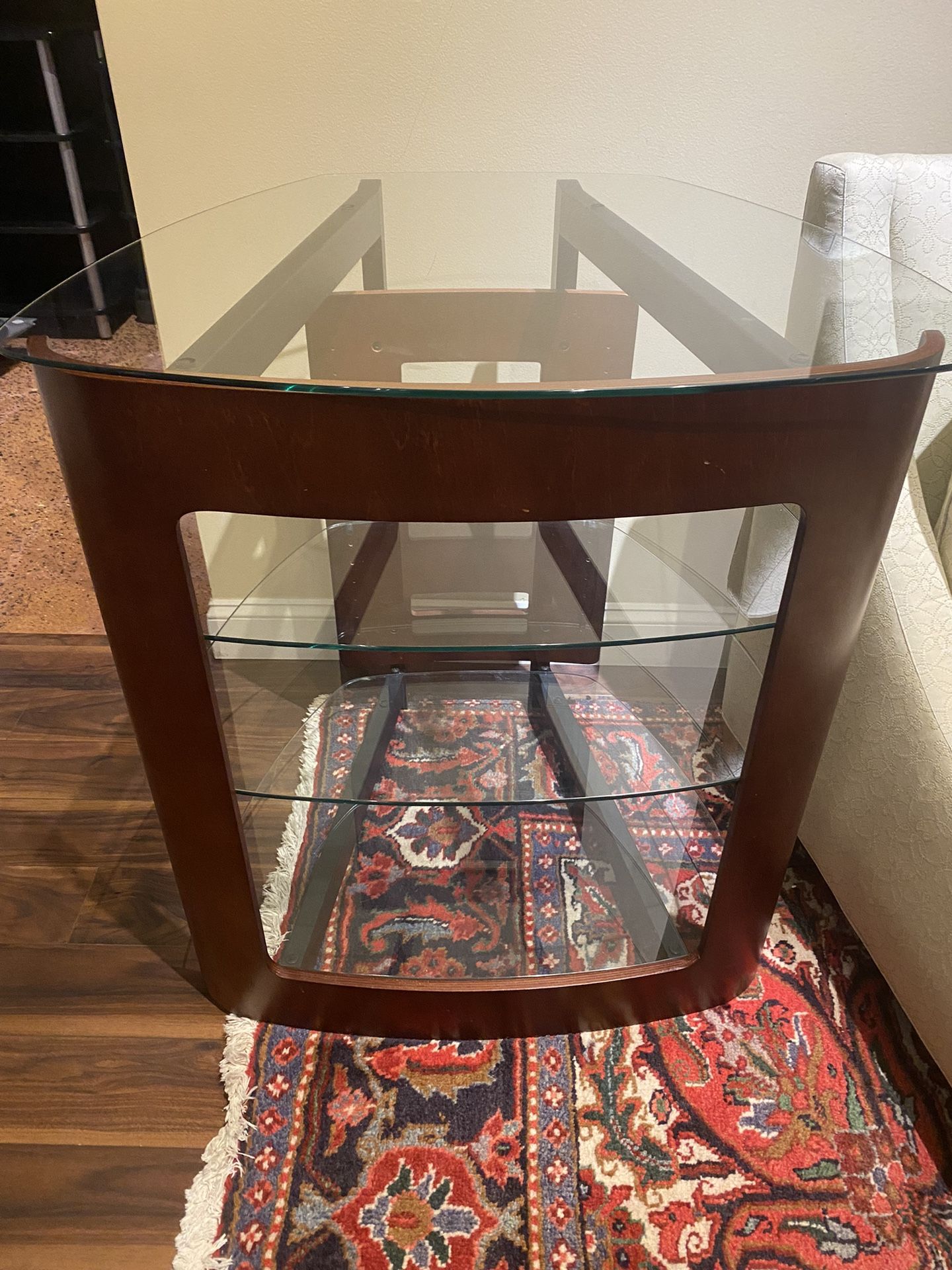 BDI 4-shelf A/V Stand (Glass Shelves)