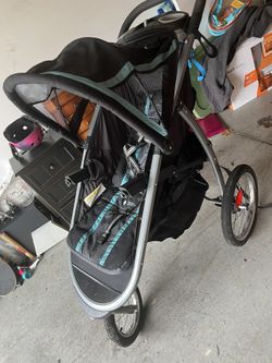 Jogger stroller