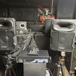 Crest Audio DJ  System 