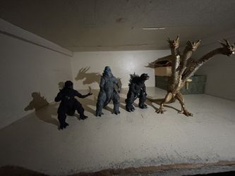 Godzilla Figures For Trade:check description