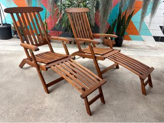 Patio Lounge Chairs (2)