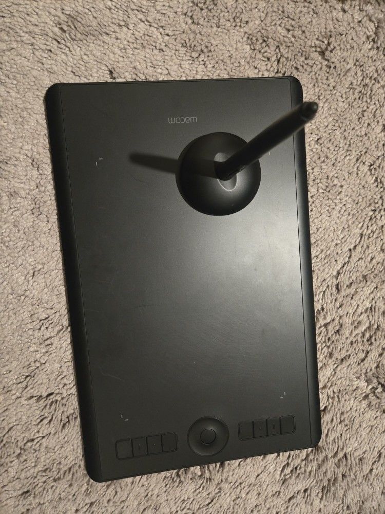 Wacom Intus Pro Pen Drawing Tablet