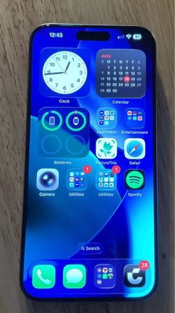 15 Pro Max Unlocked, includes a Apple Watch SE
