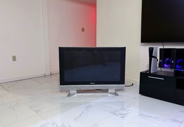 Panasonic 40 in tv