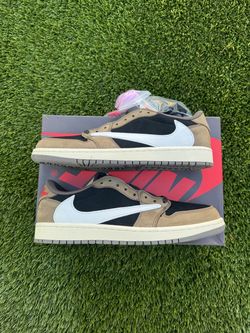 Travis Scott Mochas Jordan 1 Low