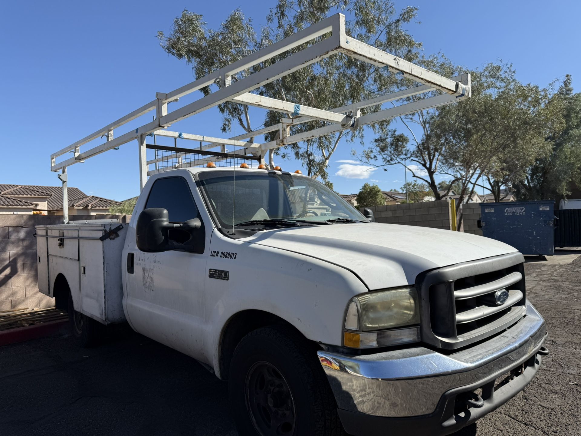 2004 Ford E-350