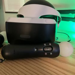 PSVR Set with 2 controllers and all cords