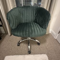 Velvet Emerald Green Chair