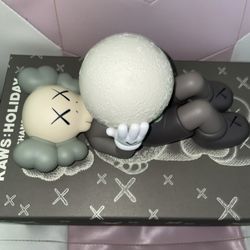 Kaws:Holiday SHANGHAI