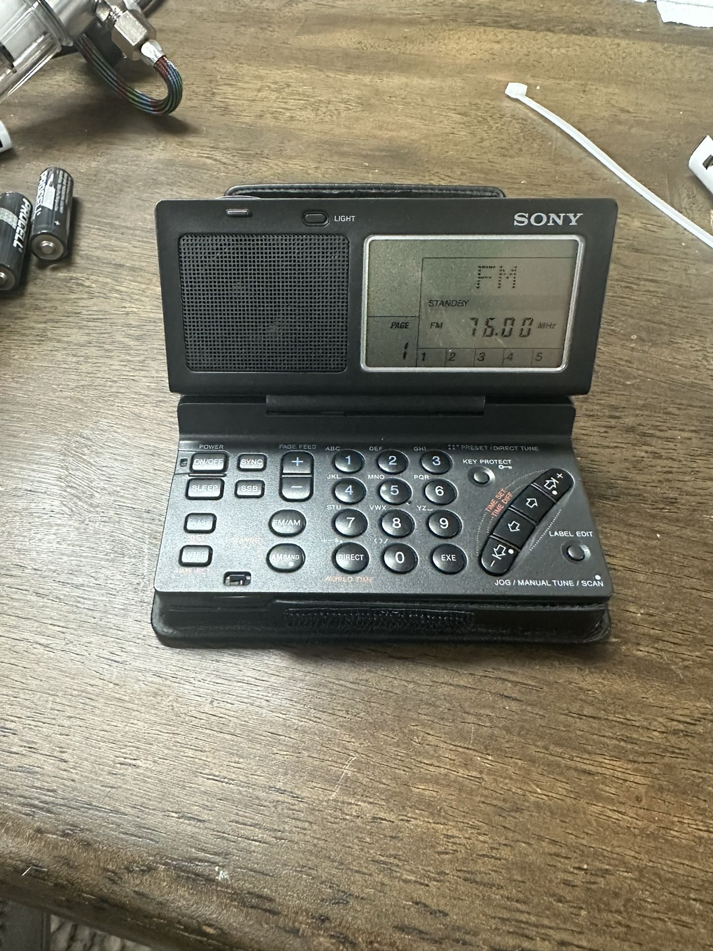 Sony ICF-SW100S World Band Receiver