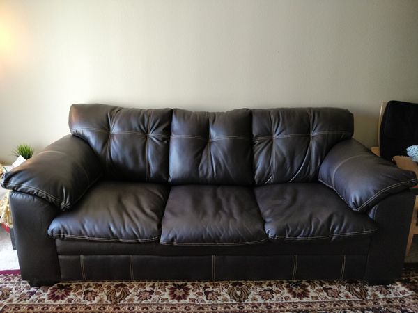 Simmons Premium Leather Sofa Set 3 2 For In Bellevue Wa Offerup
