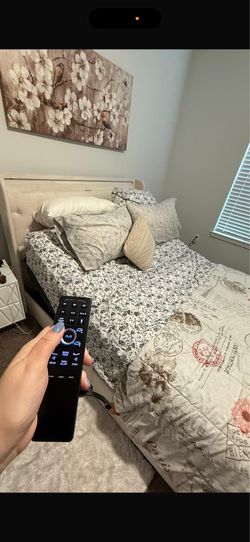 Queen Bed Set – Adjustable Base + Bedding | $450 OBO