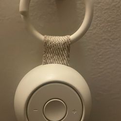 Hatch go baby sound machine maker portable