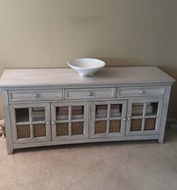 Media Console
