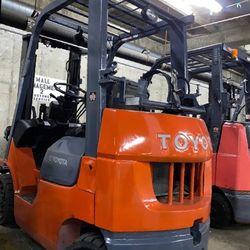 Toyota forklift for sale, cheap price 