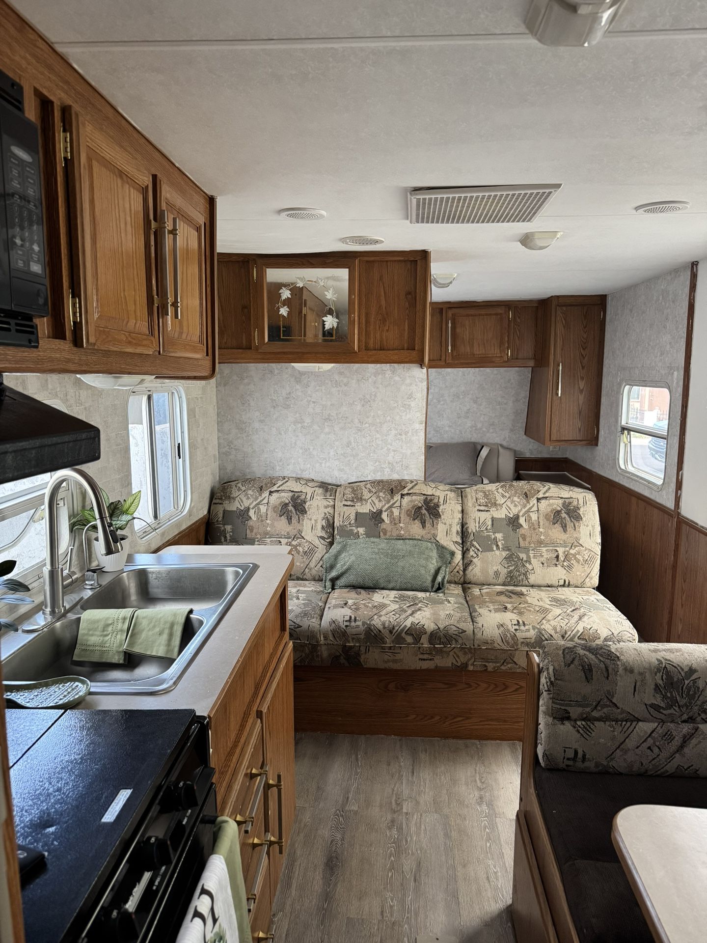 RV 2001