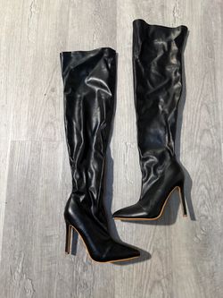 Heel boots (serious buyers only)