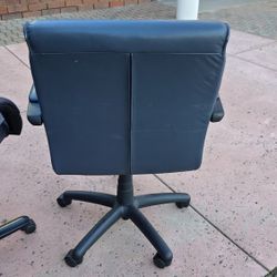 Office Chairs 