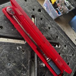 Snap-On 1/2” Flex Head Torque Wrench QJR3200B w/ Case