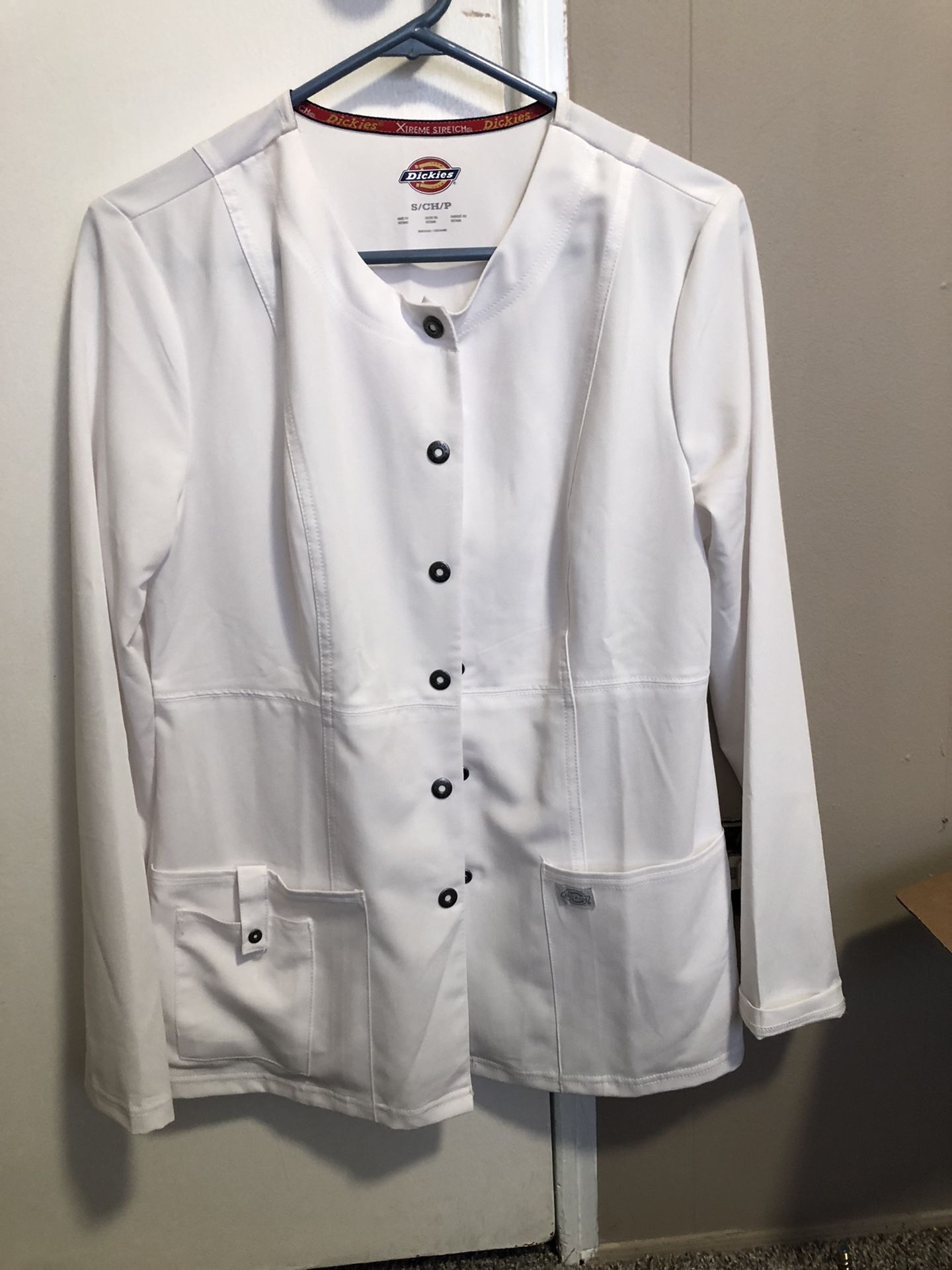 Dickies Nursing Scrub Jacket !!