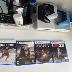 PS5 game bundle. the undisputed case is ufc 5!!!