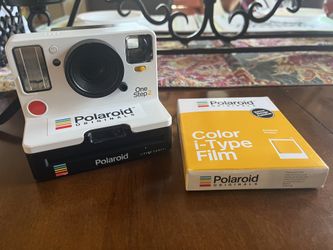Polaroid One Step2 Camera+film