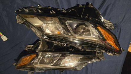 2023 Camry Se headlight OEM
