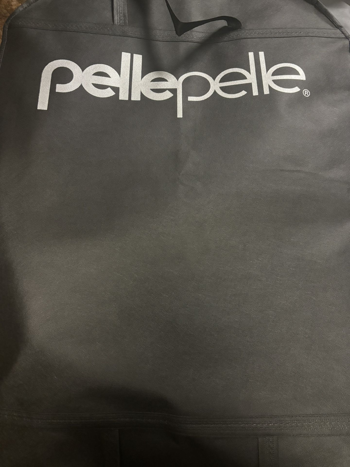 Pelle Leather