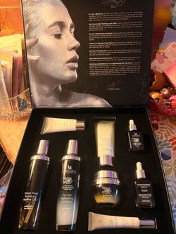 Laydoa Mille Black Orchid Skin Rejuvenation Collection