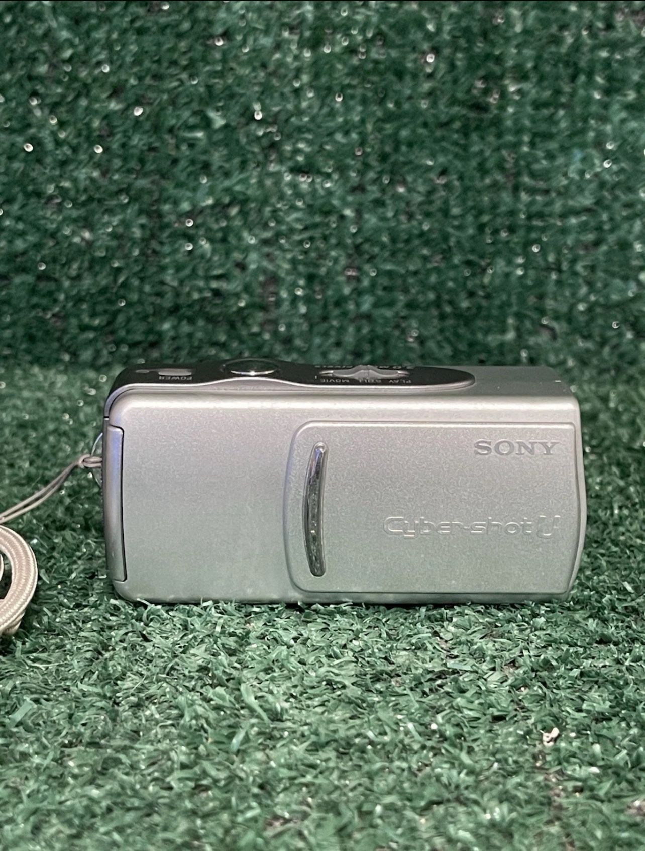 Sony Cyber Shot DSC-U20 Silver Video Camera Operation. Clean Fast Ship!
