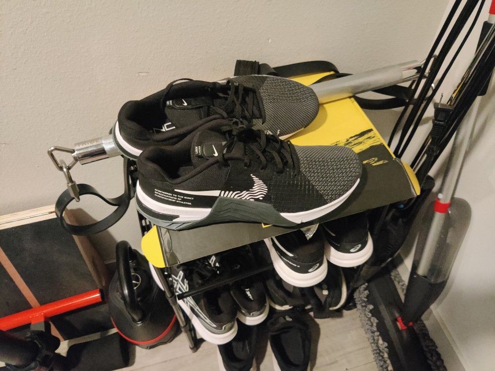 Nike Metcons- New 11.5
