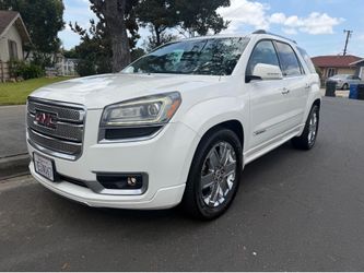 2014 GMC Acadia Denali AWD – One Owner – Fully Loaded – Clean Title