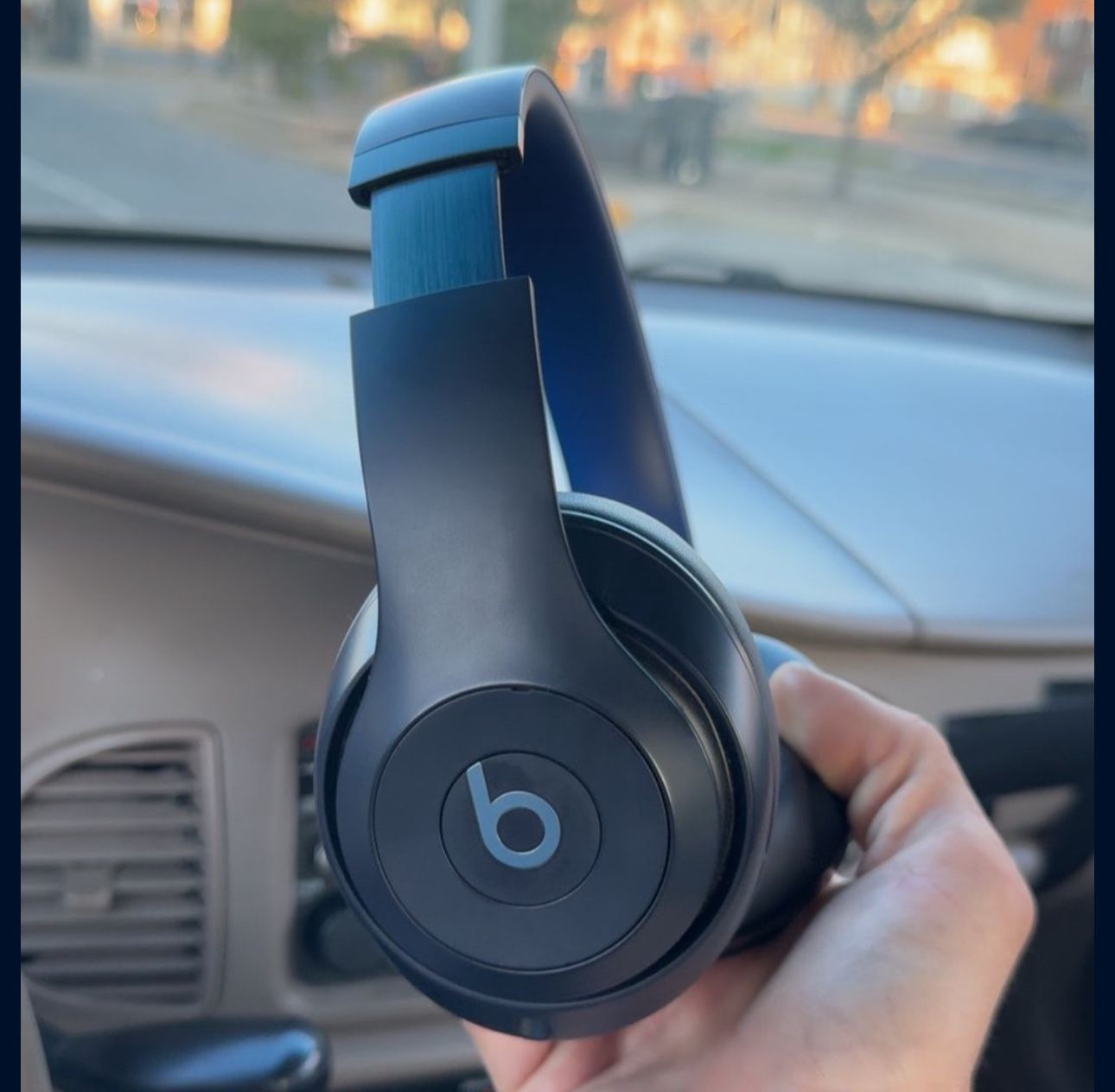 Beats Studio Pro