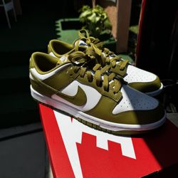 Nike Dunk Olive