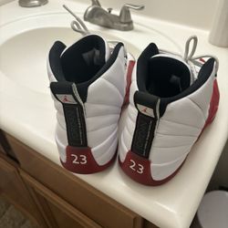 Jordan 12s Cherry Size 9 