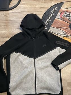 Nike tech black and grey size xl fits like L