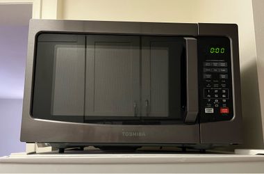 Microwave Oven - Toshiba