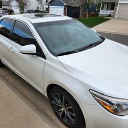 2016 Toyota Camry XSE