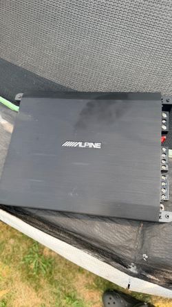 Car amplifier ALPINE