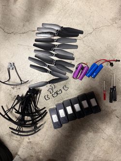 VISUO Drone Spare Parts Kit - 6 Batteries, Props, Guards