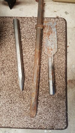 Breaker hammer bits
