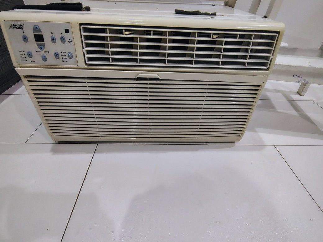 In Wall AC Unit