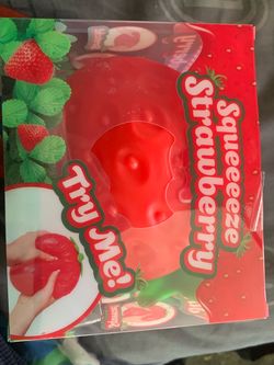 Squeeeze strawberry squishy big