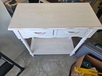 Accent Table