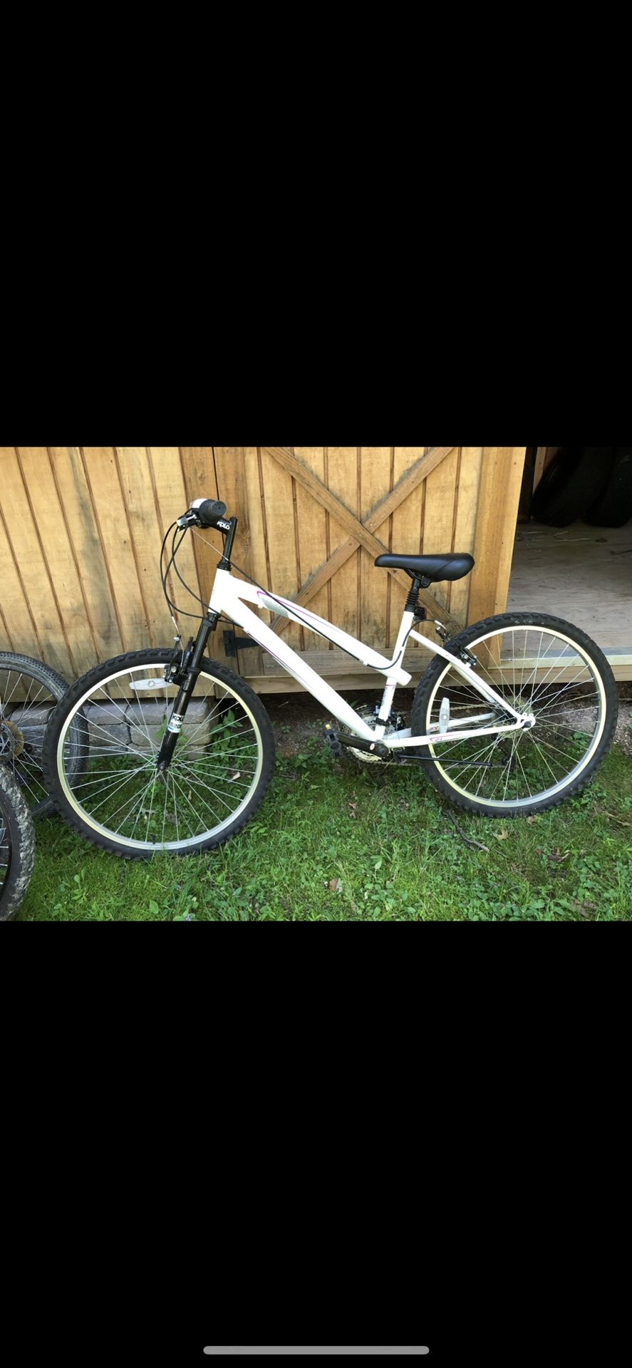 Mountain Bike Almost New