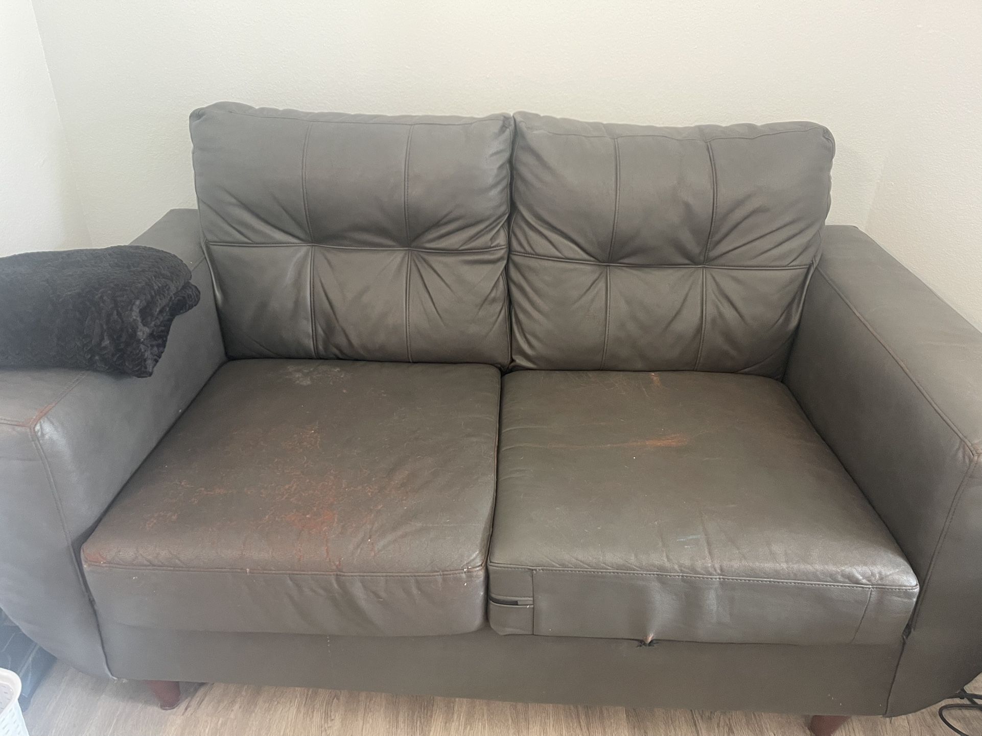 Loveseat