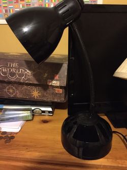 Desk lamp