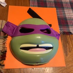 Halloween - Donatello Deluxe Mask in excellent condition. velcro strap and head band  Teenage Nutant Turtles