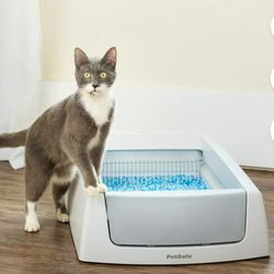 PetSafe ScoopFree Crystal Classic Self-Cleaning Cat Litter Box, Unbeatable Odor Control, Gray